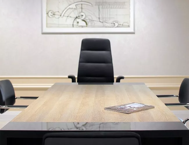 фото столы переговоров Лава №5