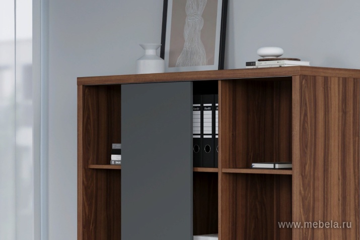 Стол для переговоров