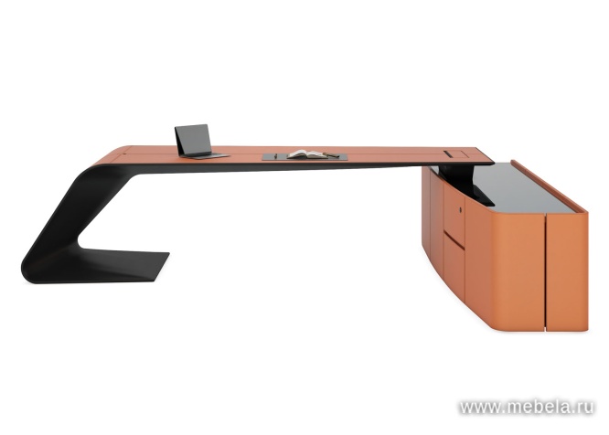 Греденция с 4 дверями и стекляным топом