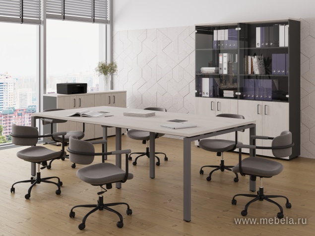 Стол переговорный на П-образных опорах 40х40