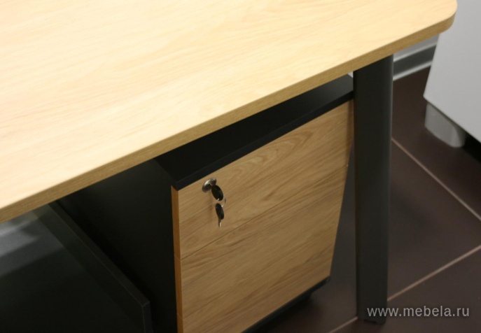 Кабель-канал для бенч-системы (хром)