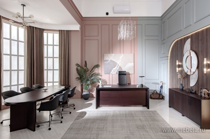 Стол переговоров