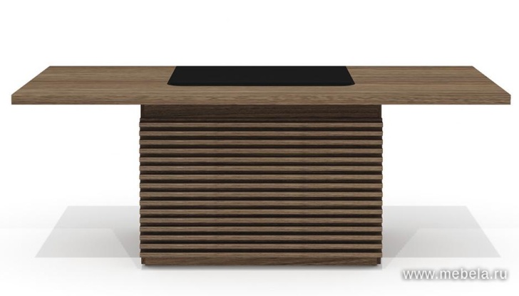 Стол руководителя с декор. траверсом