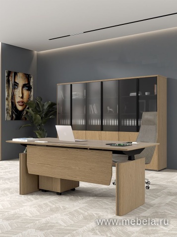 Стол руководителя на электроприводе, без экрана