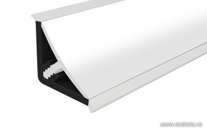 Плинтус пристеночный