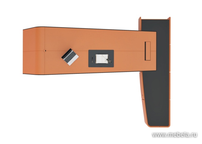 Греденция с 4 дверями и стекляным топом