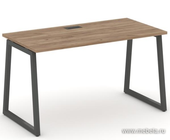 Стол письменный на T1-образных опорах 40х40