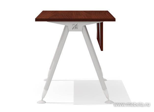 Стол прямой на металлокаркасе