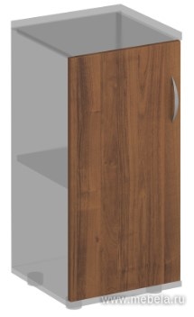 Дверь деревянная низкая