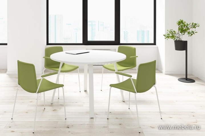 Стол для переговоров круглый (опоры прямоугольного сечения)