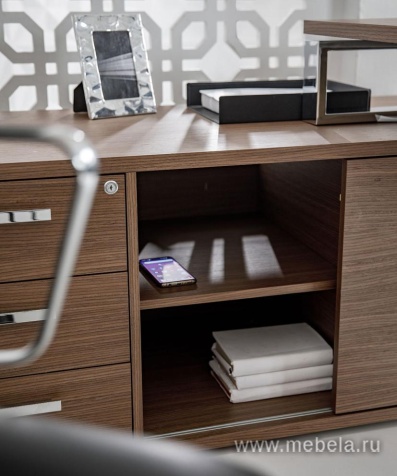 Стол для переговоров