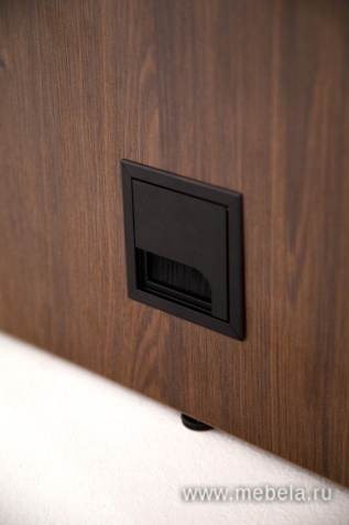 Стол для переговоров