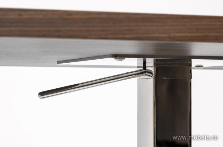 Стол для переговоров