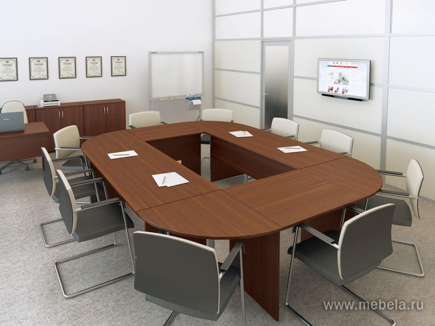 Двери деревянные средние (2шт)