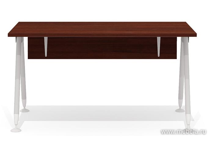 Стол прямой на металлокаркасе