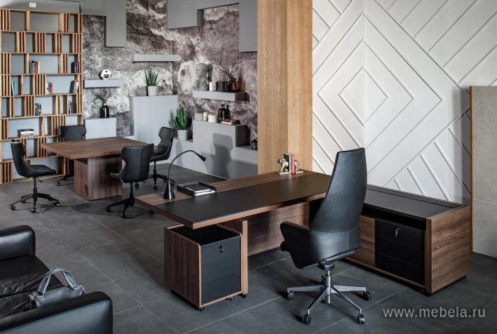 Стол для переговоров