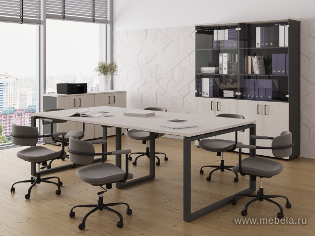 Стол переговорный на П-образных опорах 40х40