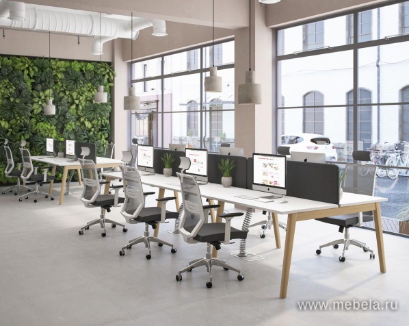 Офисный шкаф средний со стеклом в алюминиевой рамке