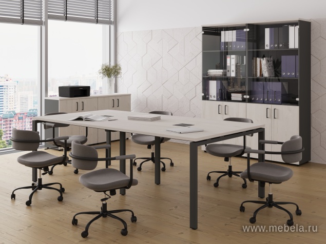 Стол переговорный на П-образных опорах 40х40