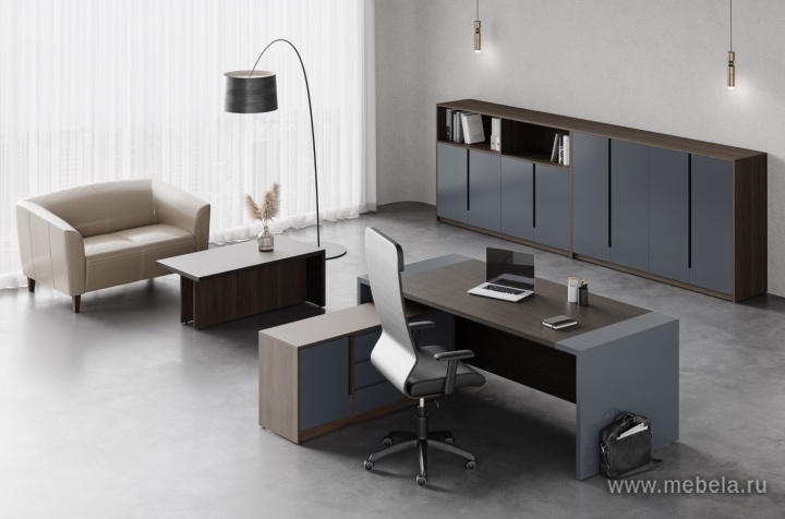 Офисный шкаф средний