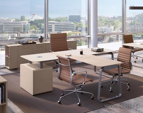 Декоративный топ+цоколь 900